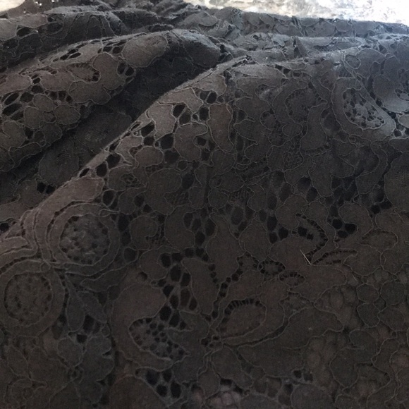 Lace lined tunic - Picture 6 of 6